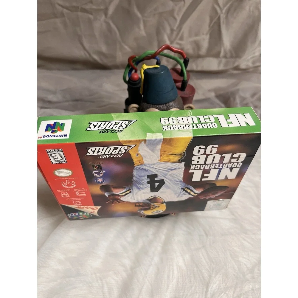 NFL Quarterback Club 99 (Nintendo 64 | N64) CIB 100% Complete w/ Manual & Poster